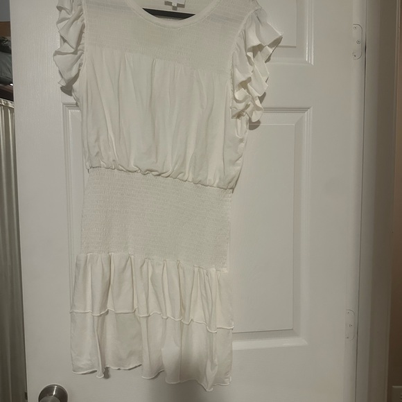 17 Sundays Dresses & Skirts - 17 Sundays White Ruffle Dress